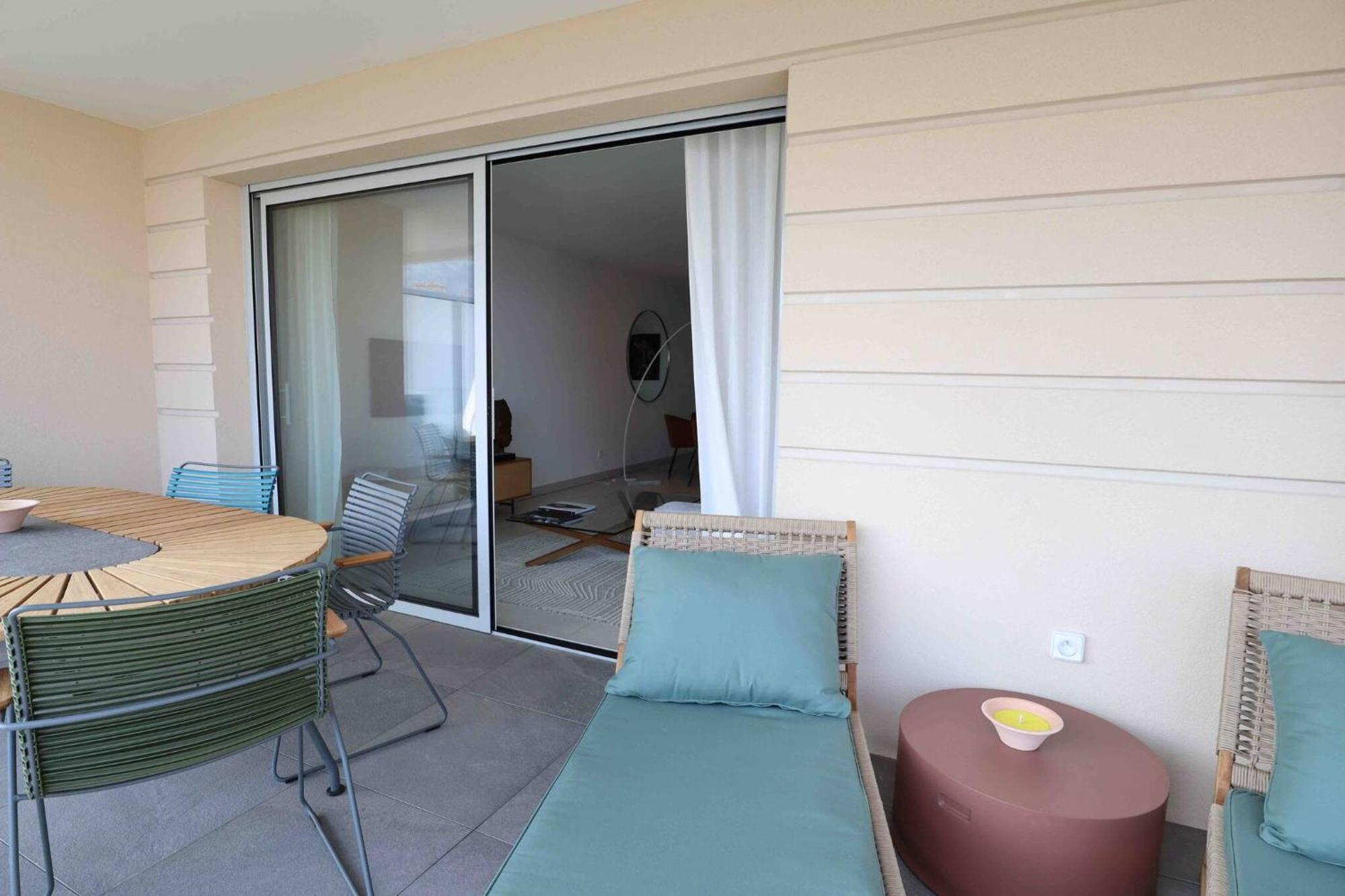 Sun Paradise Seaview&terrace Parking&pool