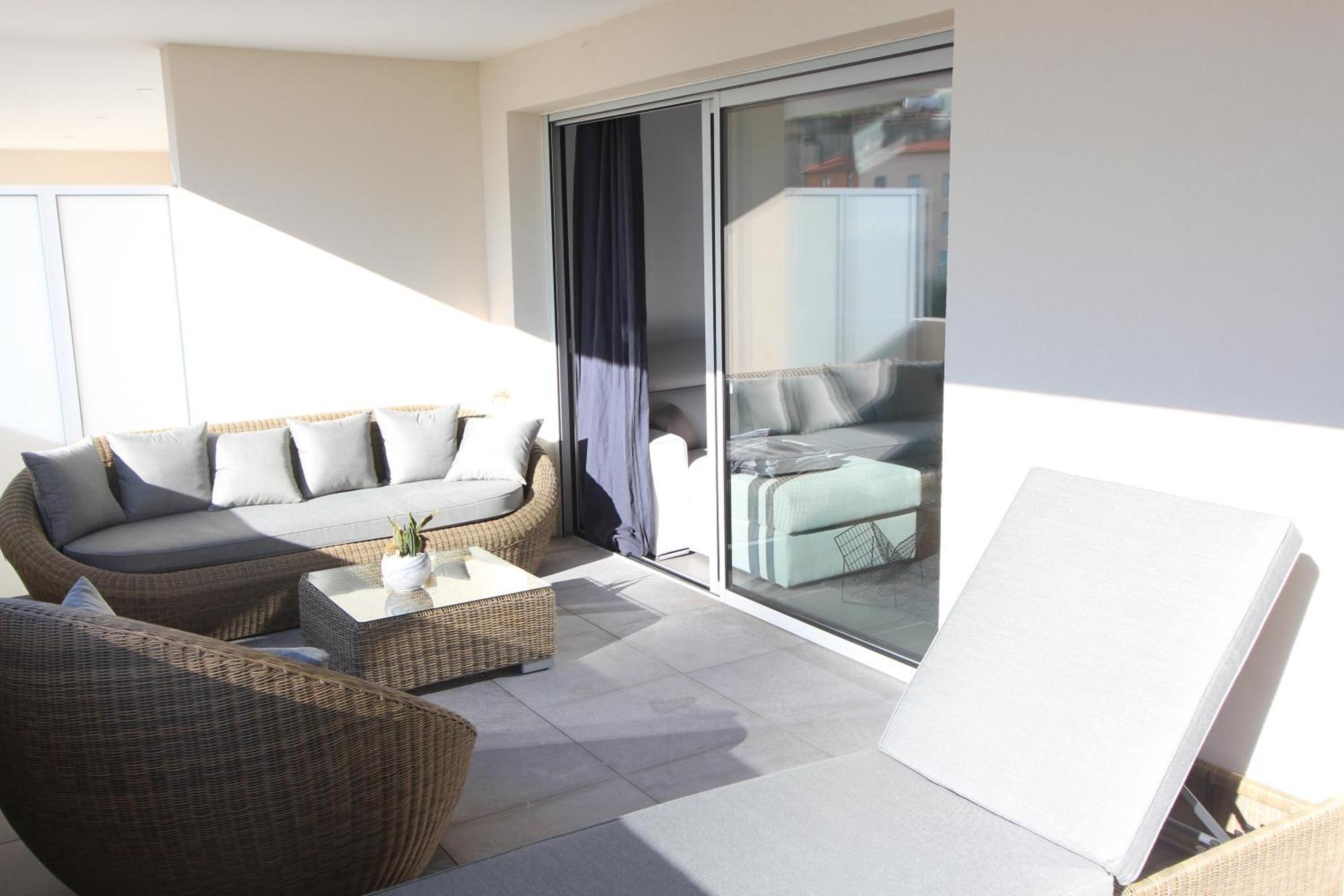 Sun Paradise Seaview&terrace Parking&pool Apartment *