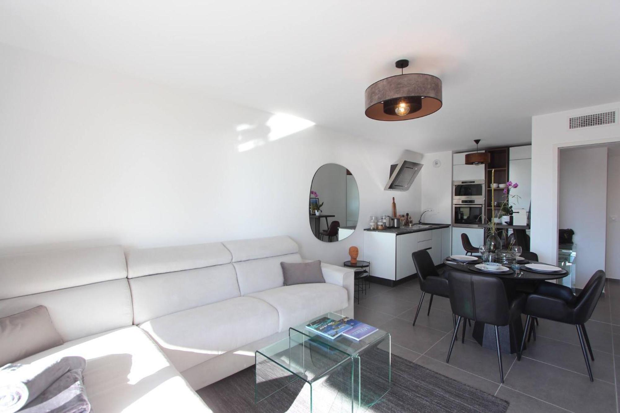 Sun Paradise Seaview&terrace Parking&pool Apartamento